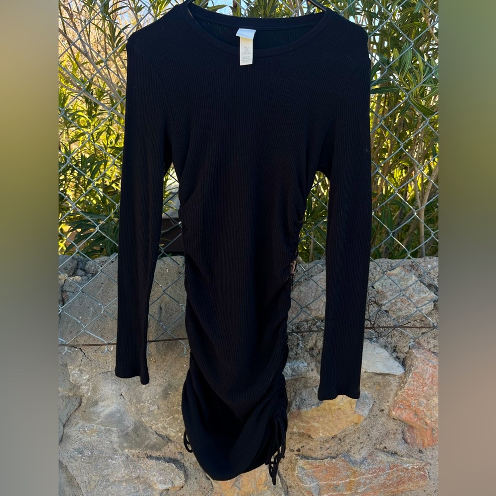 Black Mini Ruched Long-sleeve Dress | H&M